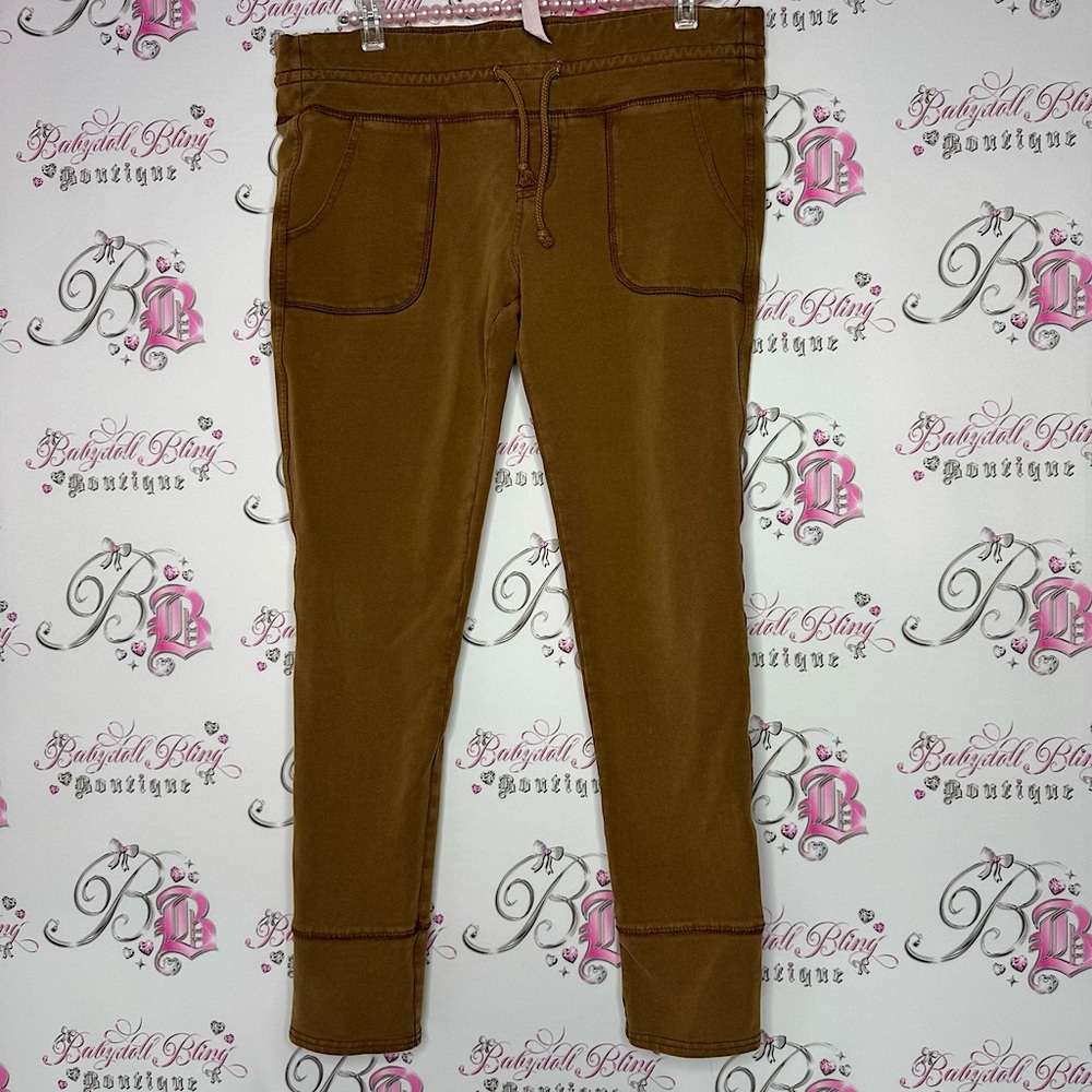 TNA pants joggers aritzia cargo stretchy sweatpants rustic brown comfy luxe